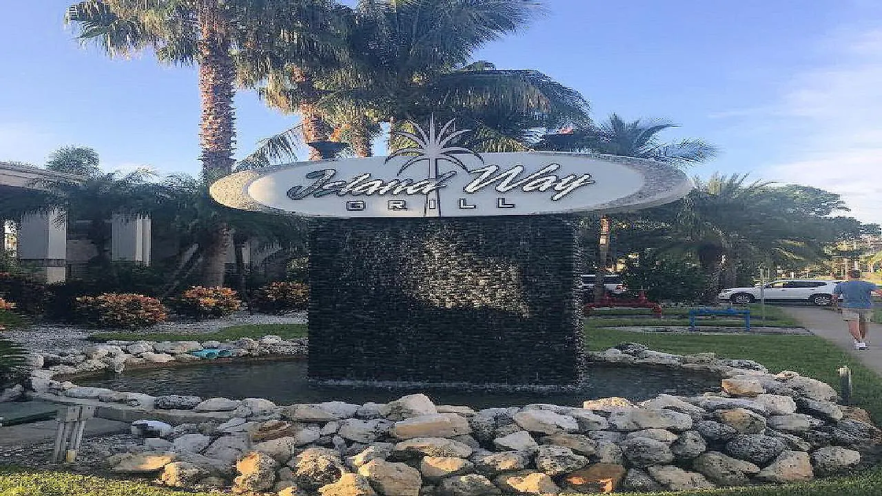 Luxury 5 Star Condominium Water Front 3 Beds 2 Bath Pool Hot-Tub Beach And City Views Clearwater Beach 0*,  United States
