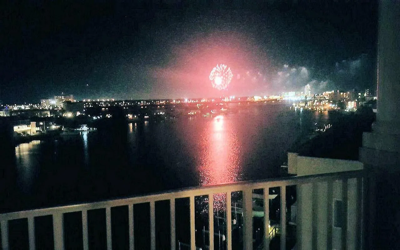 Luxury 5 Star Condominium Water Front 3 Beds 2 Bath Pool Hot-Tub Beach And City Views Clearwater Beach United States